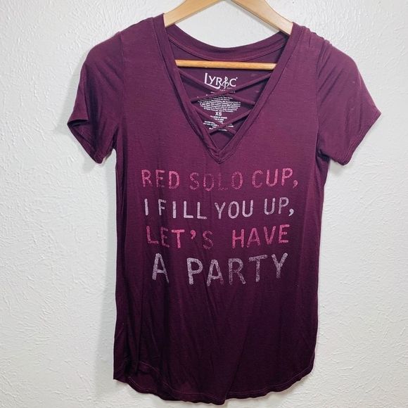 EUC Lyric Culture Red Label Short Sleeve Tee Red Solo Cup - Picture 8 of 10